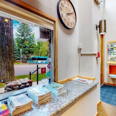 Mountain Lodge Telluride Room photo